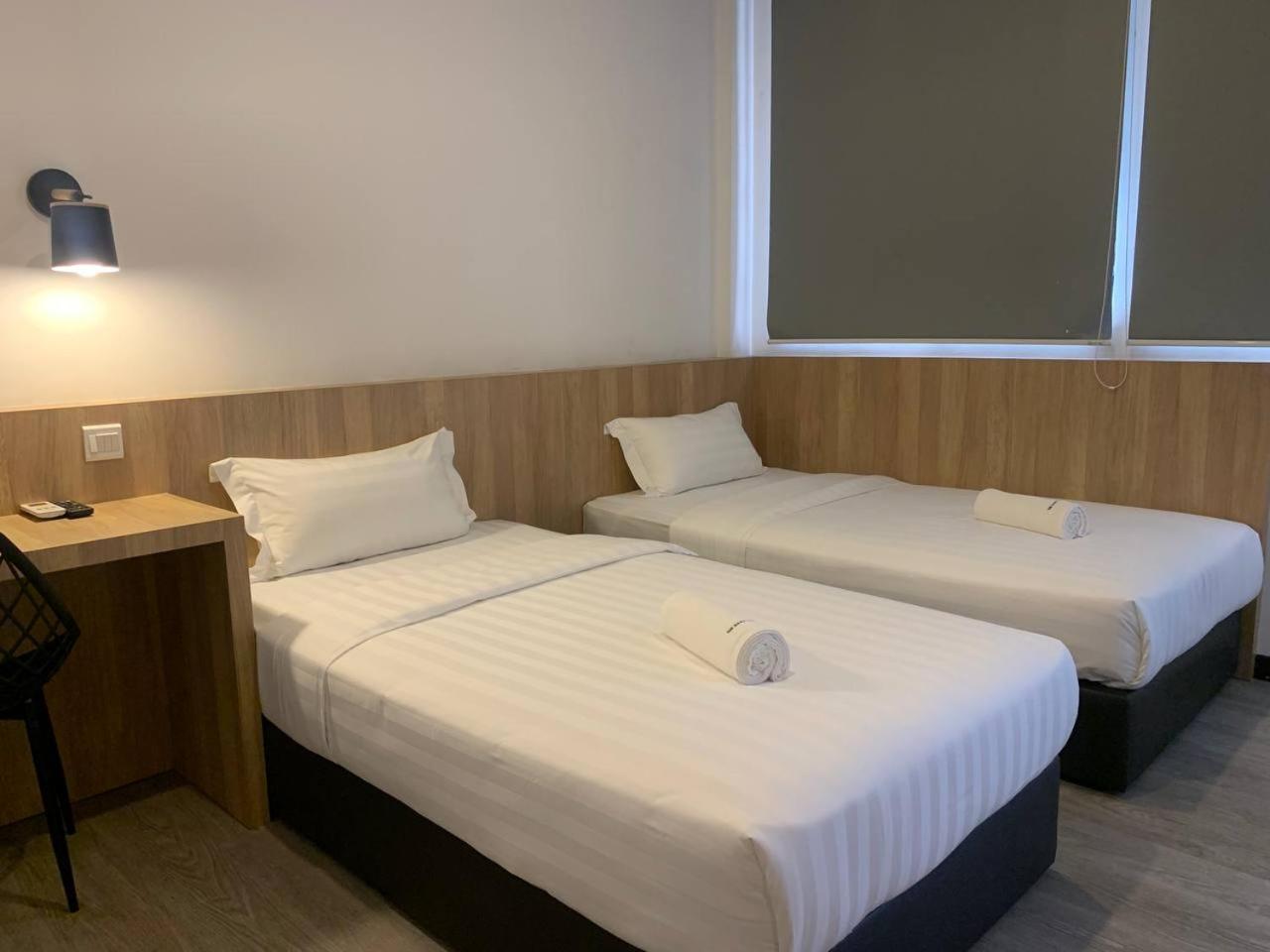 The Daily Hotel Кота Кинабалу Екстериор снимка