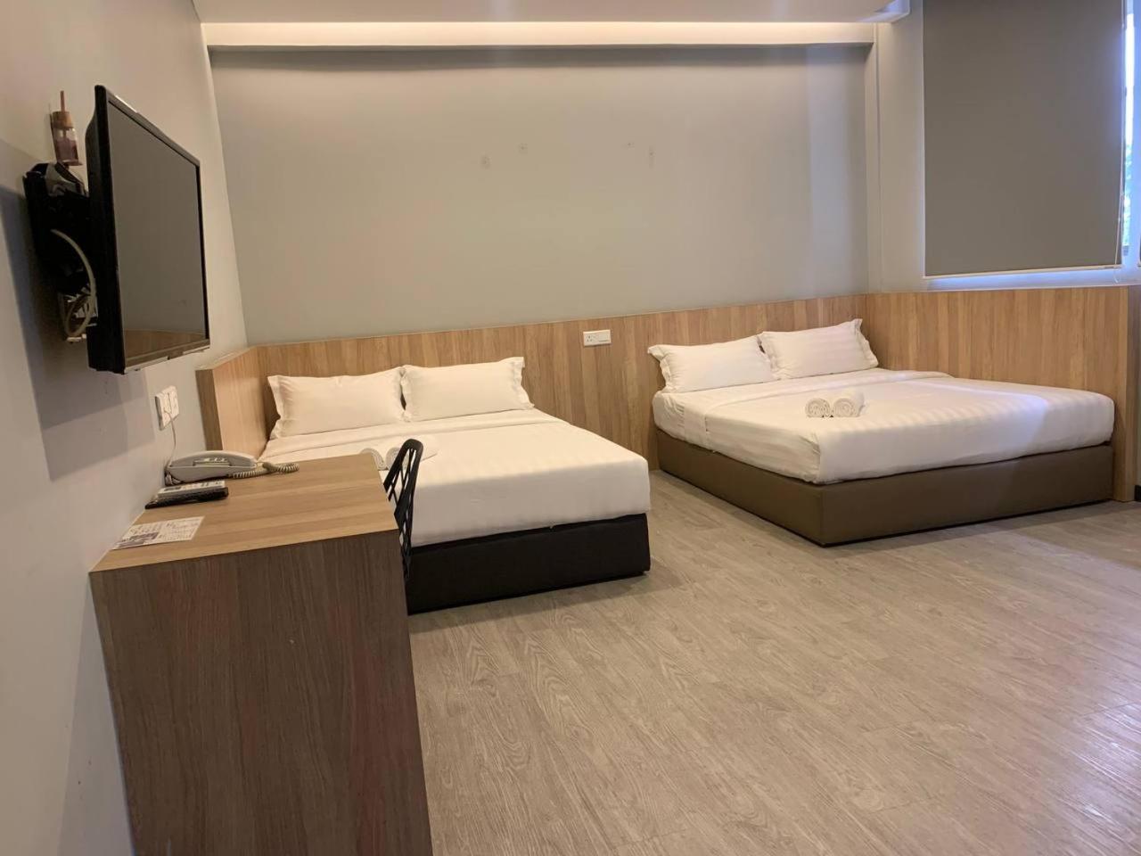 The Daily Hotel Кота Кинабалу Екстериор снимка