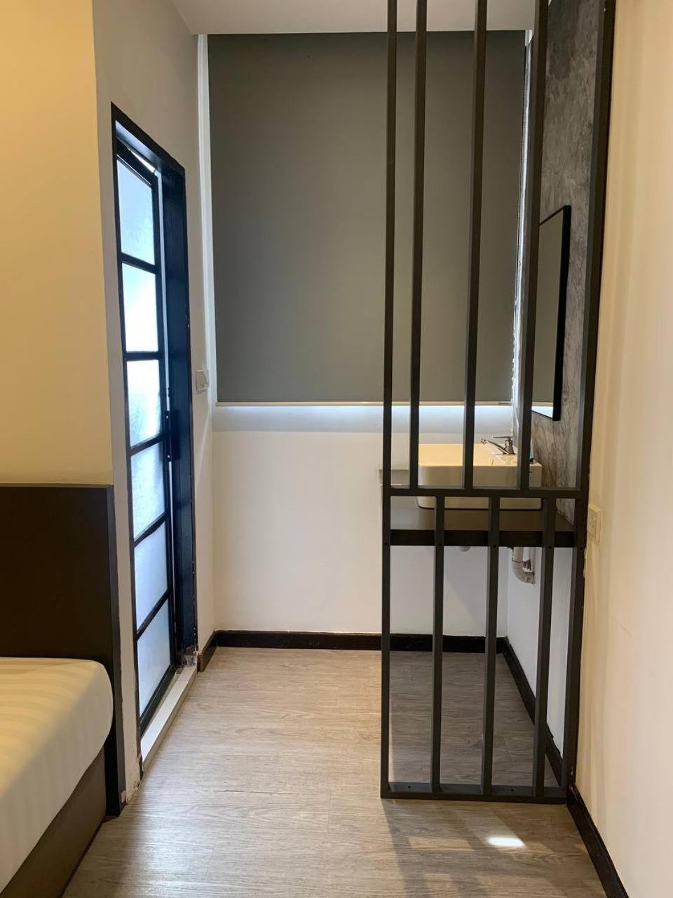 The Daily Hotel Кота Кинабалу Екстериор снимка