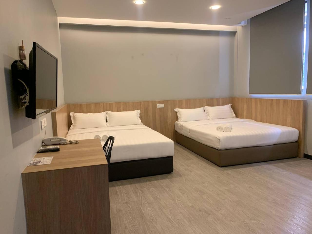The Daily Hotel Кота Кинабалу Екстериор снимка